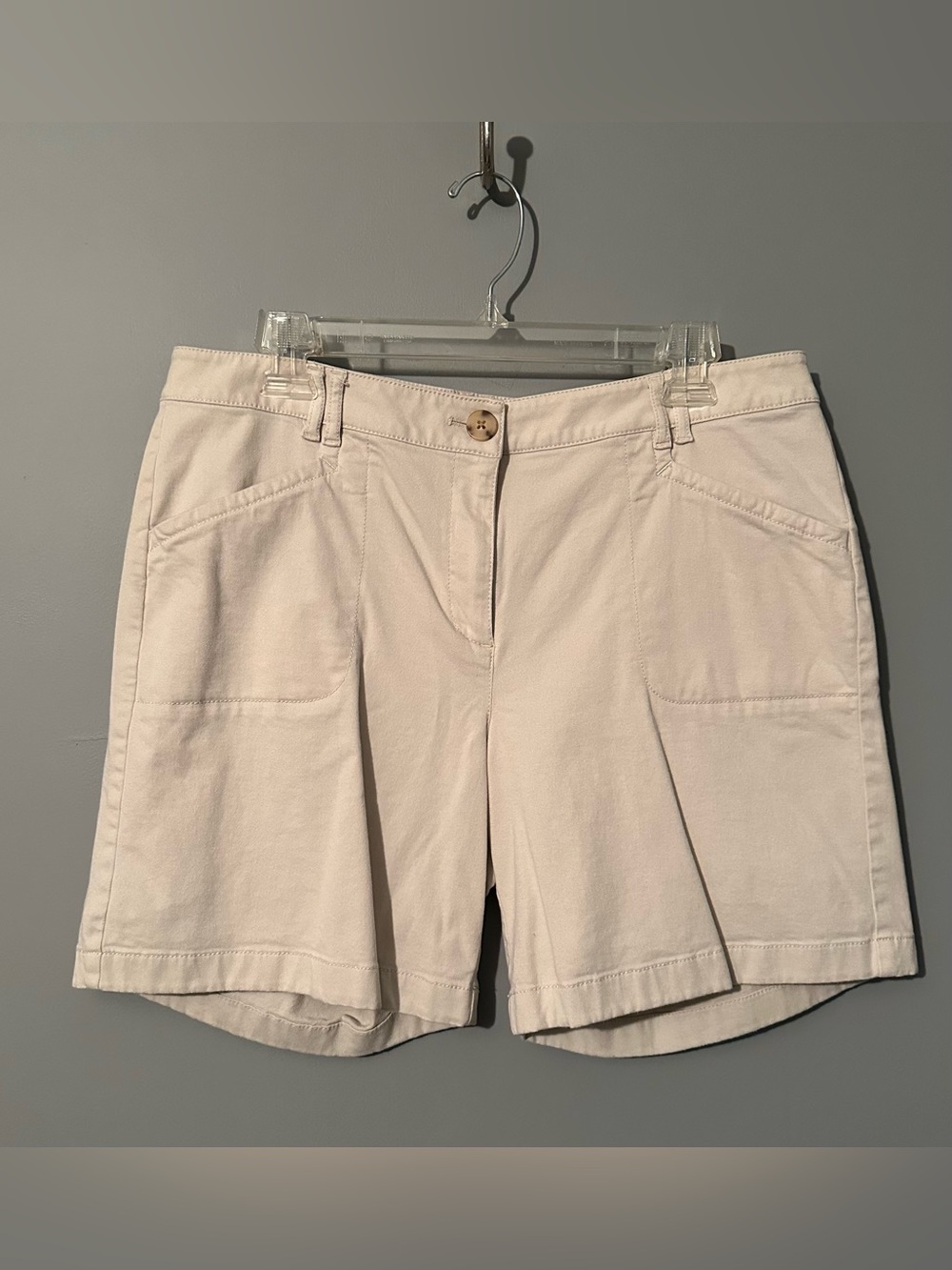 J. Jill Light Beige Casual Shorts